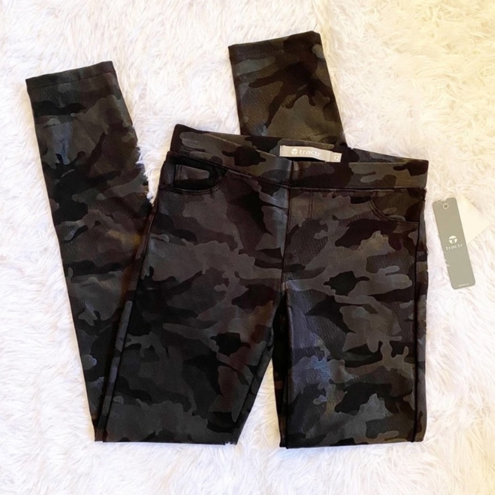 Tractr Pull-on Camouflaged Leggings